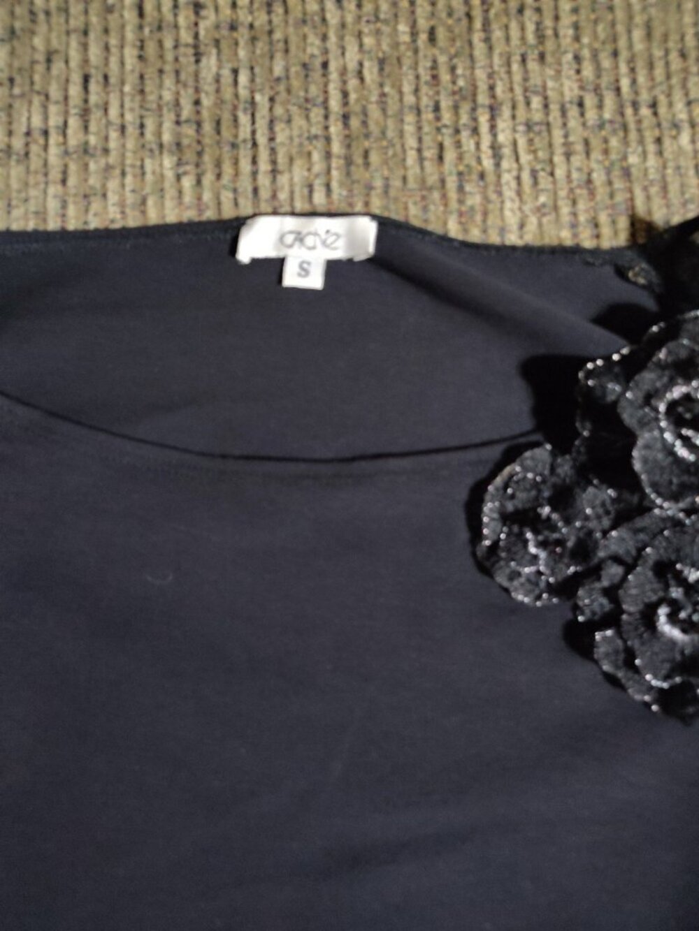 Vintage Cache top Black With Rose Accents Size Small - Picture 4 of 8